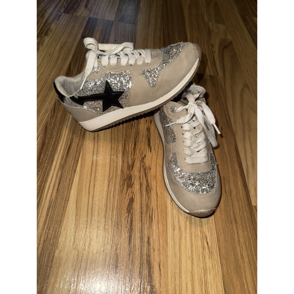 Mia Kids Girls Silver tan White Irine Sneakers‎ Size 13c 13 Sequin Stars Cute